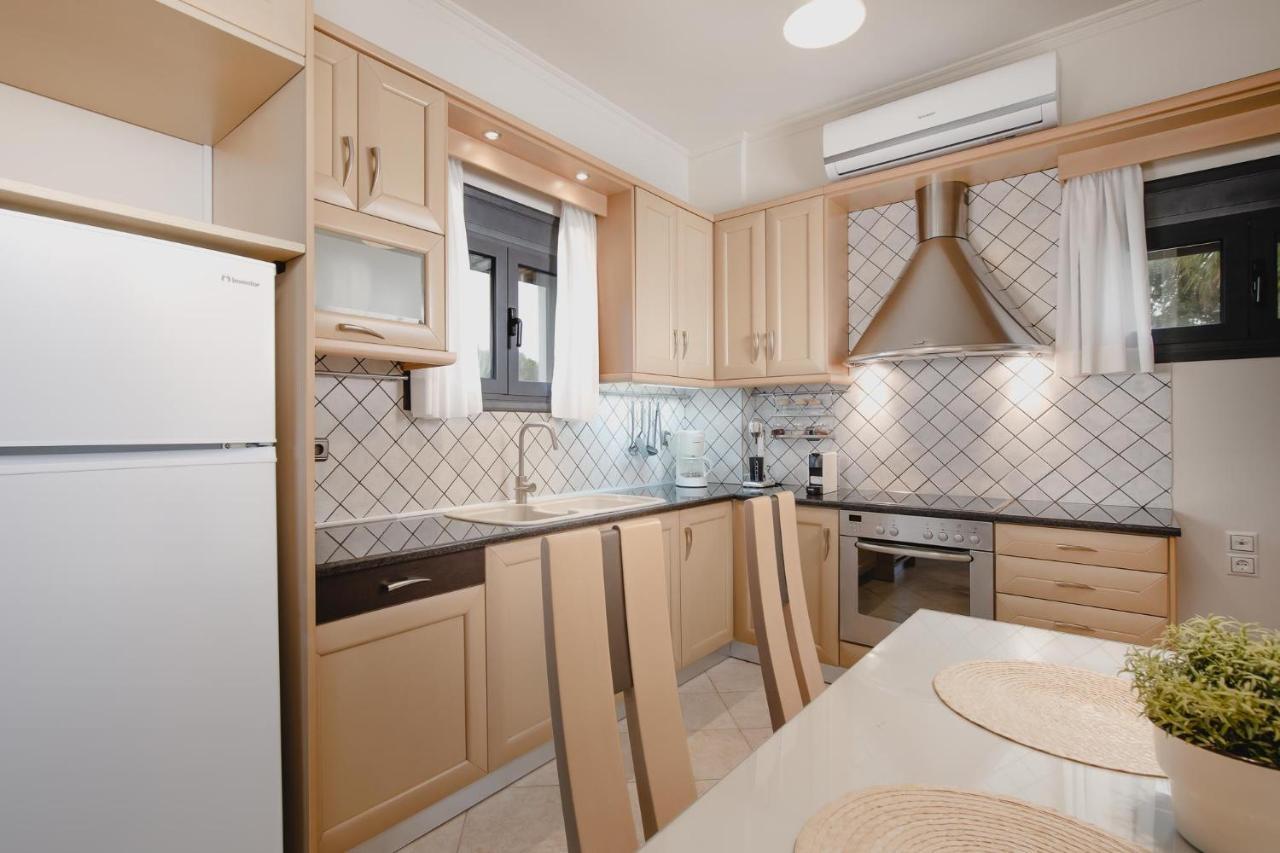 Orraon Lux Aparts Preveza Bagian luar foto