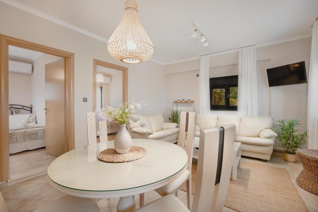 Orraon Lux Aparts Preveza Bagian luar foto